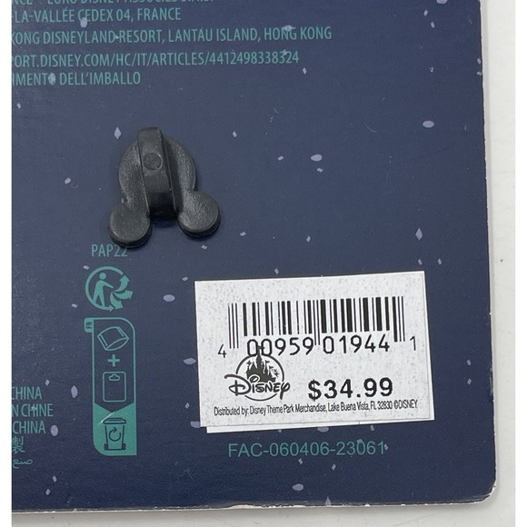 Disney Parks 4 Pin Halloween Starter Set 2023 Mickey Ghouls Vampire Bats Pumpkin - Picture 8 of 8